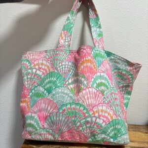 Lilly Pulitzer Beach Tote Oh Shello NWT